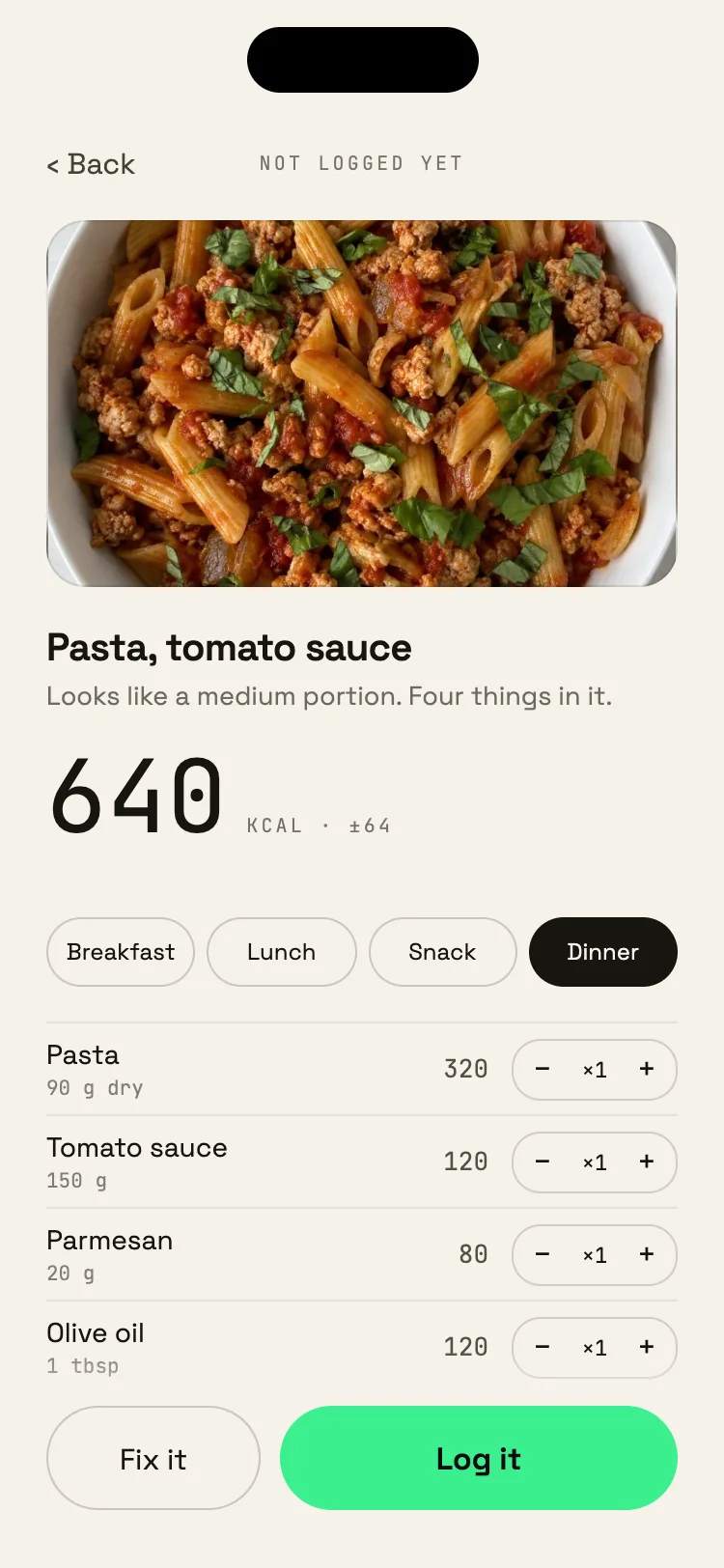 Oni's count: pasta with tomato sauce, 640 calories, split into ingredients you can adjust